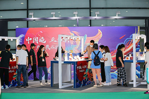 6261260478504.jpg 6261260478504.jpg